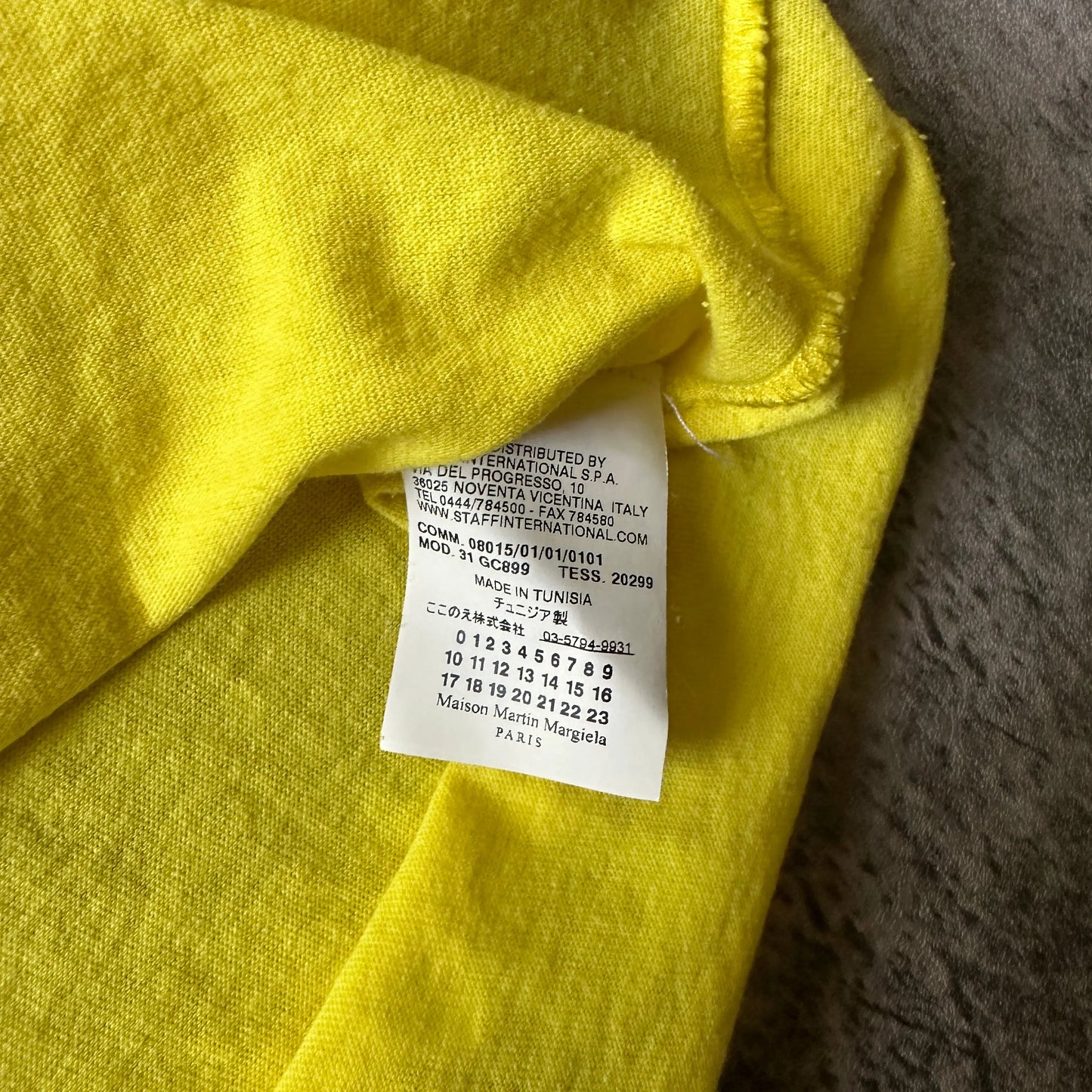 2001 Maison Margiela “AIDS Awareness” Tee - 269archive