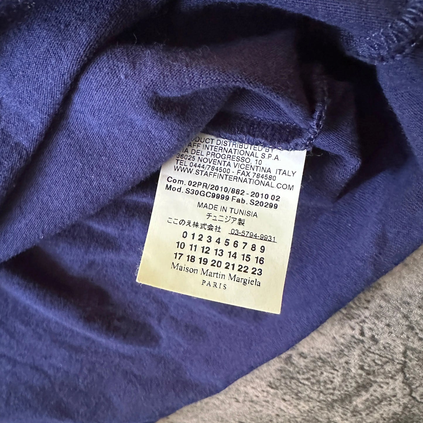 2010 Maison Margiela “AIDS Awareness” Felt Tee - 269archive