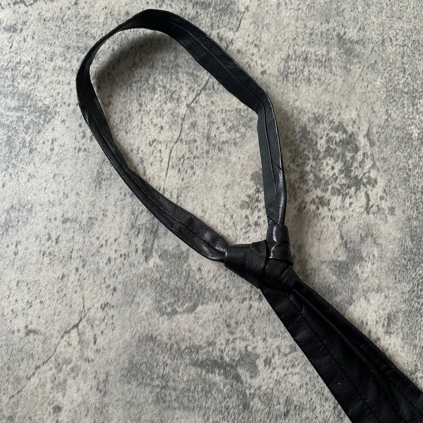 AW06 ‘Guru Guru’ Insect Leather Tie