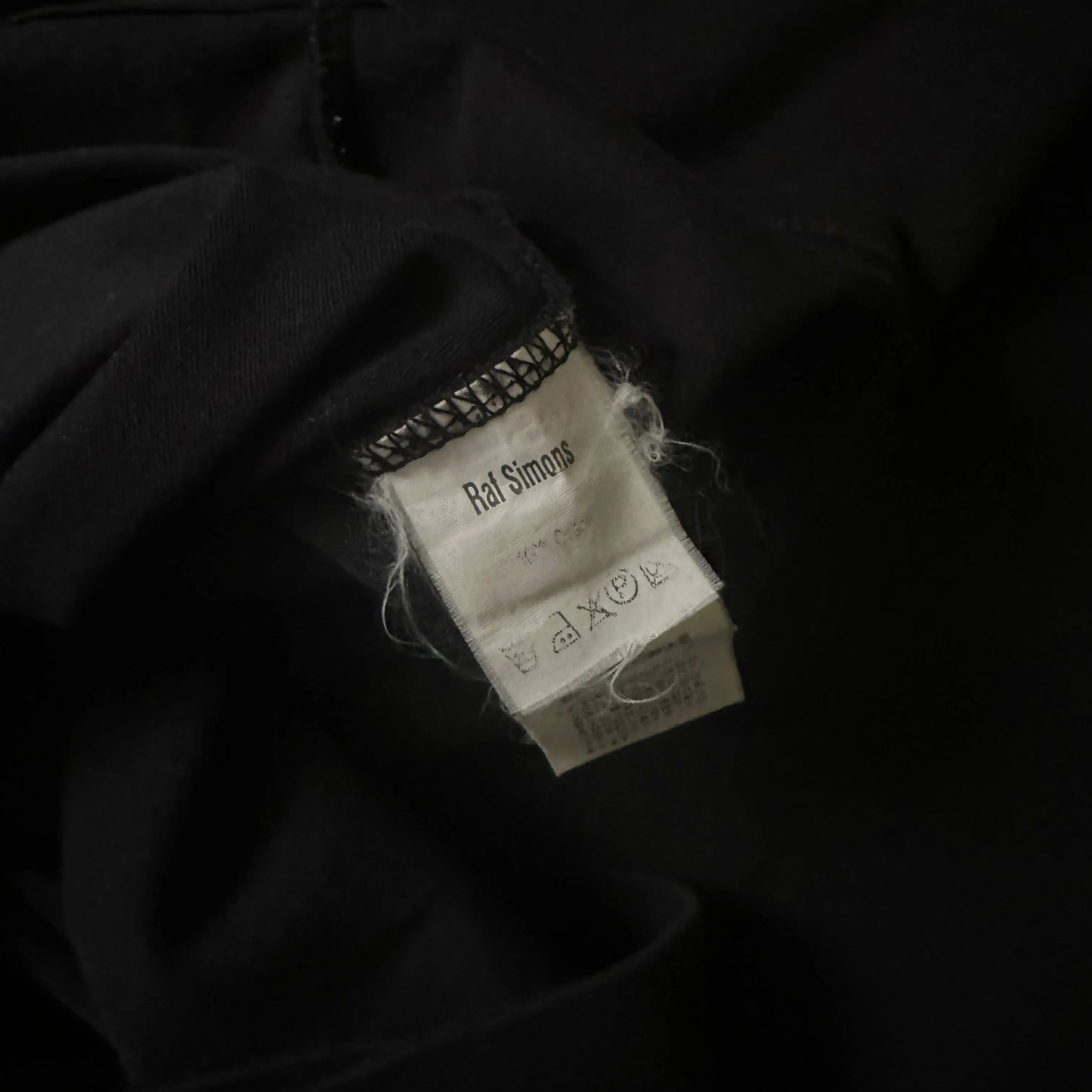 AW2003 Raf Simons “Closer” Long Sleeve Tee - 269archive