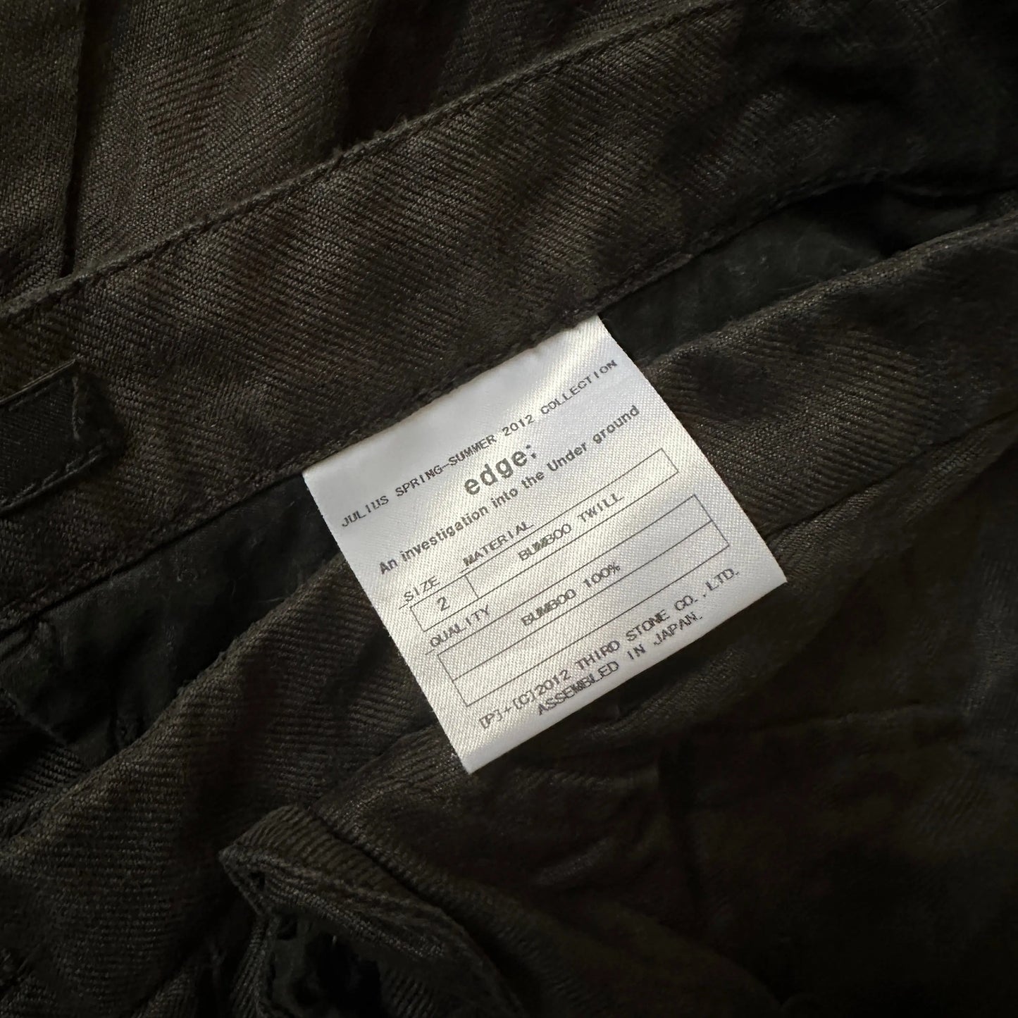 SS12 Julius_7 “Bumboo Twill” Gas Mask Cargo Shorts - 269archive