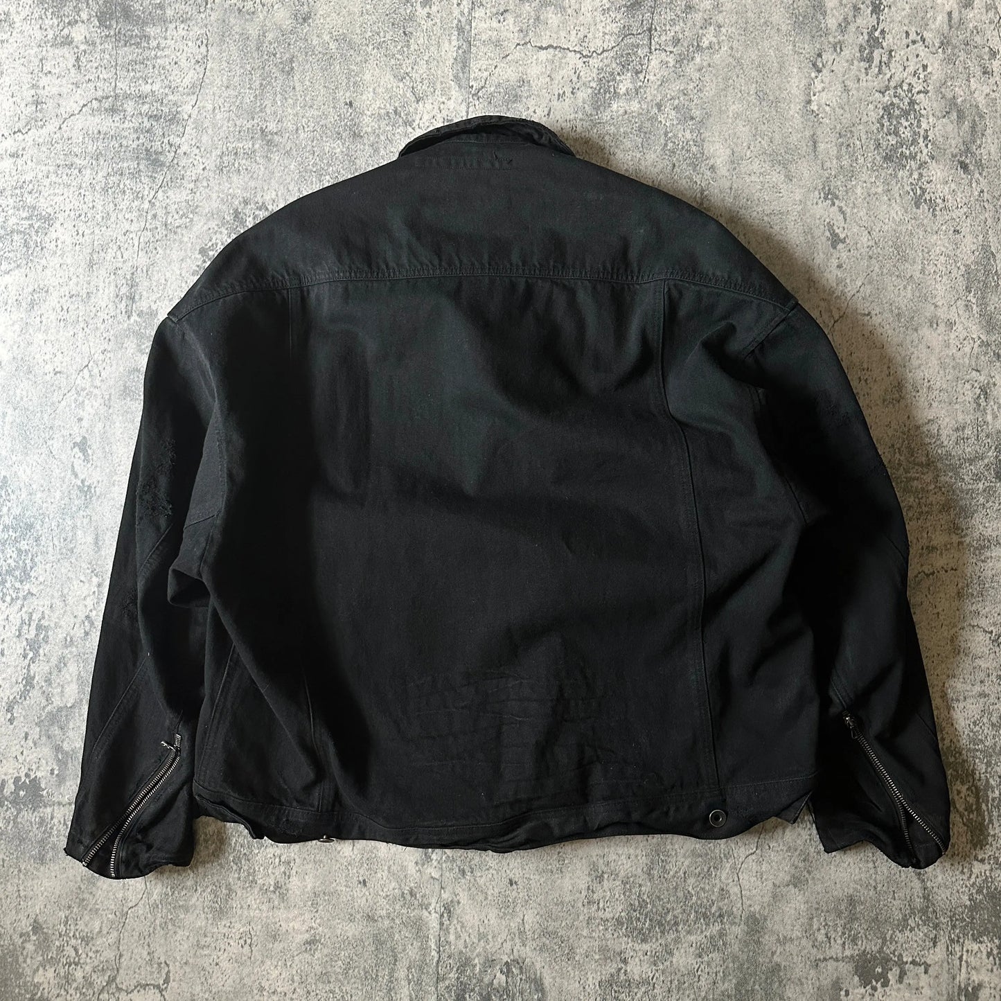 Pre-22 Sample Julius_7 Distressed Asymmetric 12oz Denim Jacket - 269archive