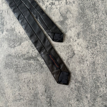 AW06 ‘Guru Guru’ Insect Leather Tie