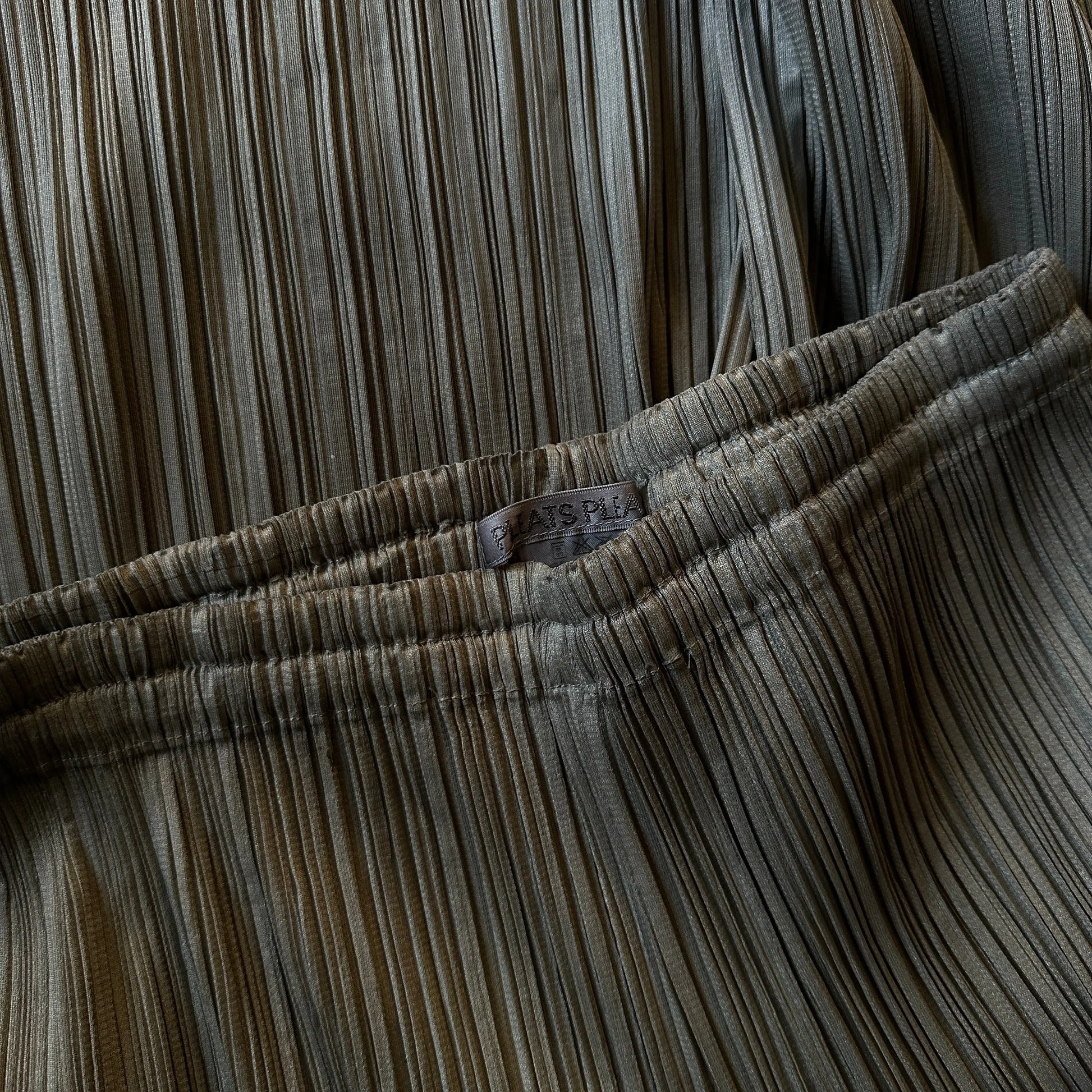 2000s Issey Miyake Pleats Please Object-Dyed Pleated Trousers - 269archive