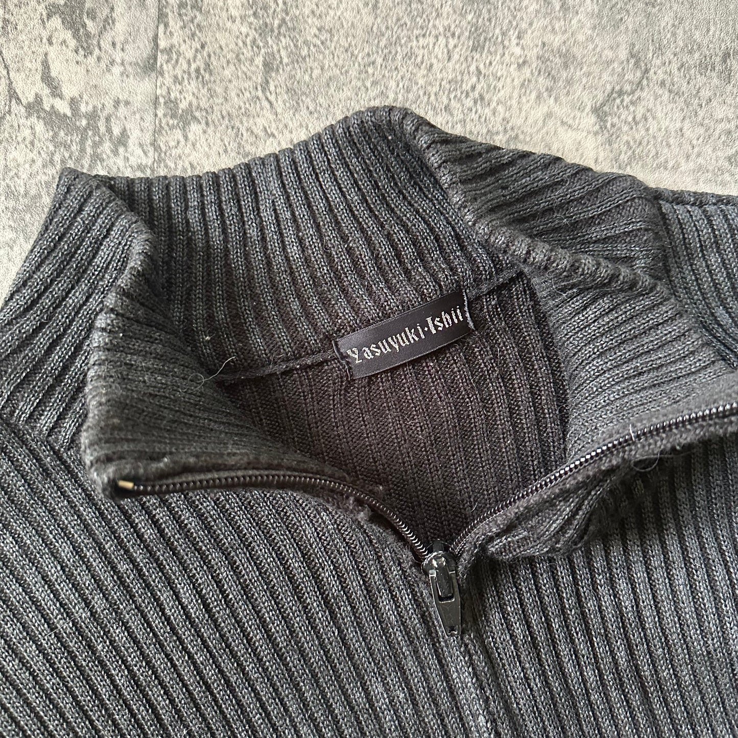 2000s Waxed Ribbed Knit Zip-Up Sweater   269archive