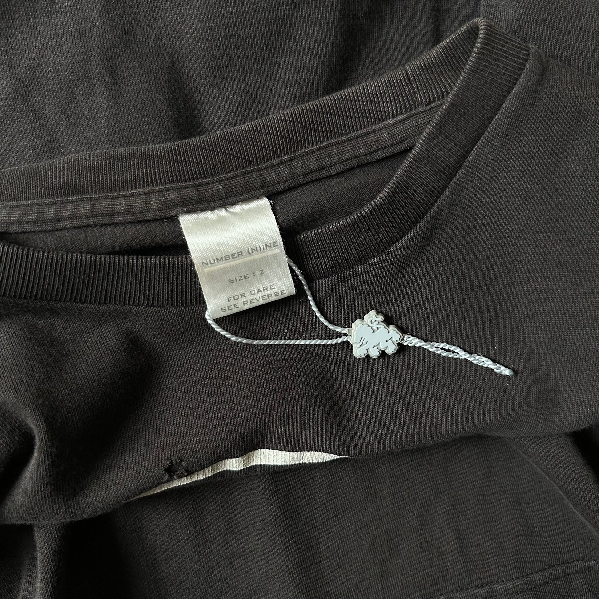 AW01 ‘School of Visual Comedy’ Tee   269archive
