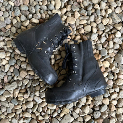 Vintage Military ‘Bunny Boots’ 8XW   269archive