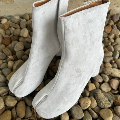 ‘Painted’ Concrete White Tabi Boots  Shoes 269archive