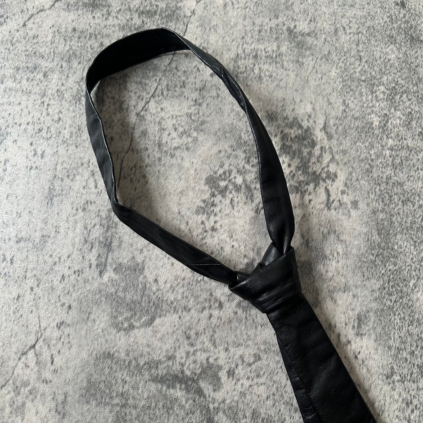 AW06 ‘Guru Guru’ Insect Leather Tie