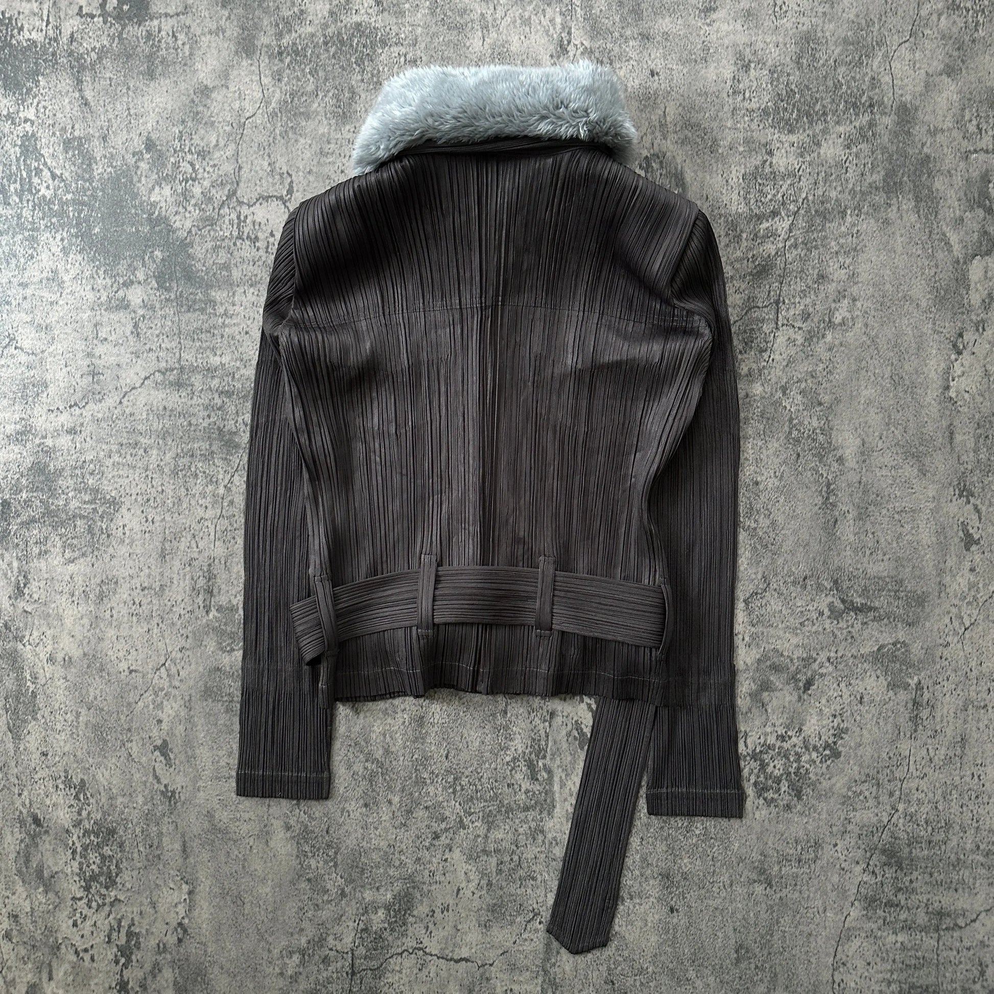 AW06 Issey Miyake Pleats Please “Detachable Fur” Pleated Jacket - 269archive