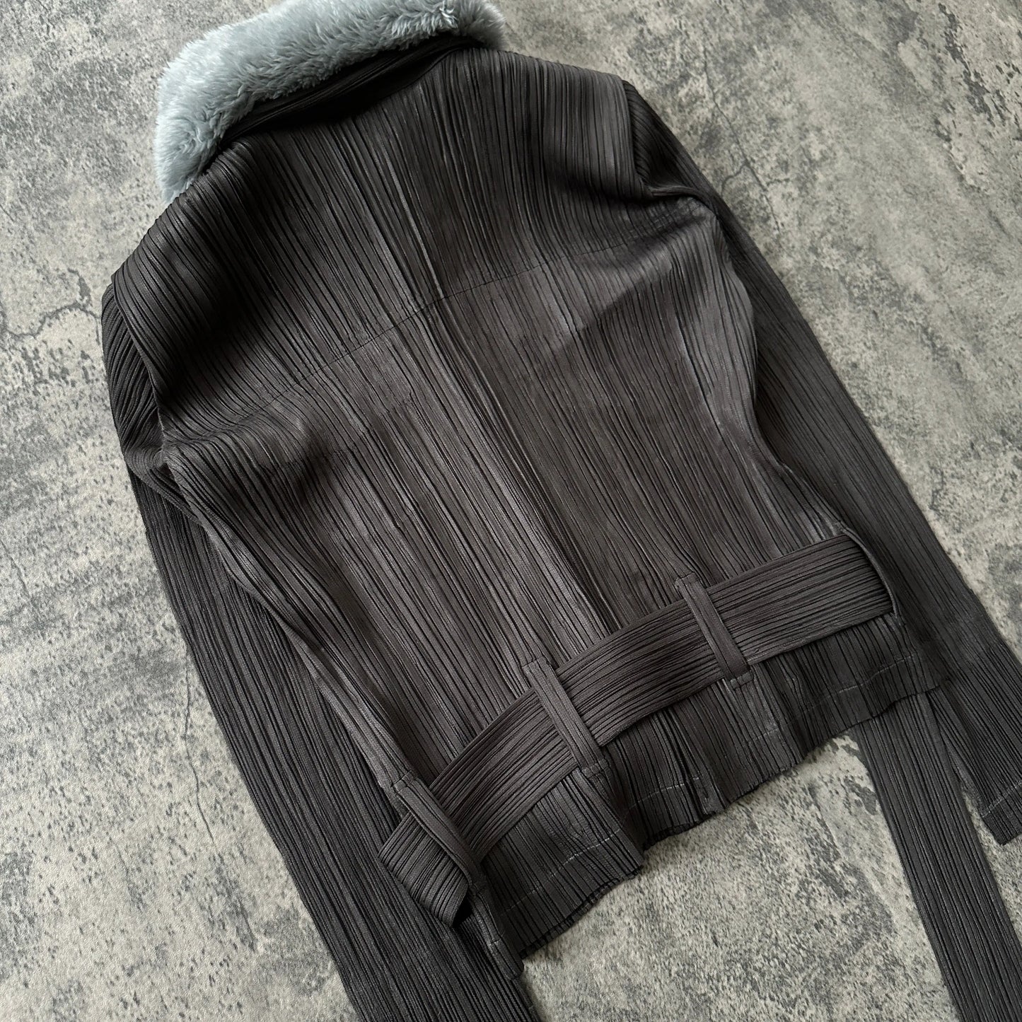 AW06 Issey Miyake Pleats Please “Detachable Fur” Pleated Jacket - 269archive
