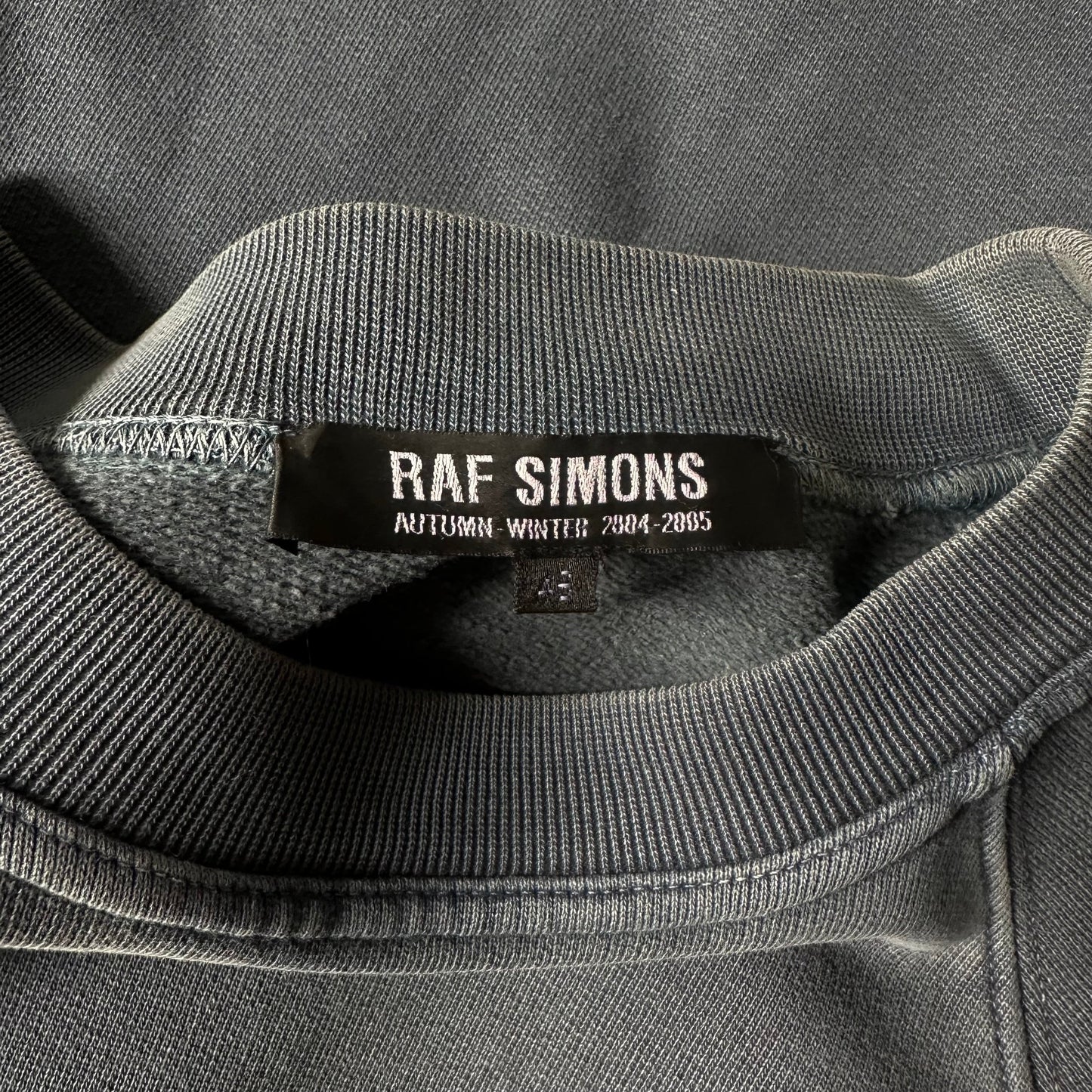 AW04 ‘Waves’ Shipwreck Poem Crewneck   269archive