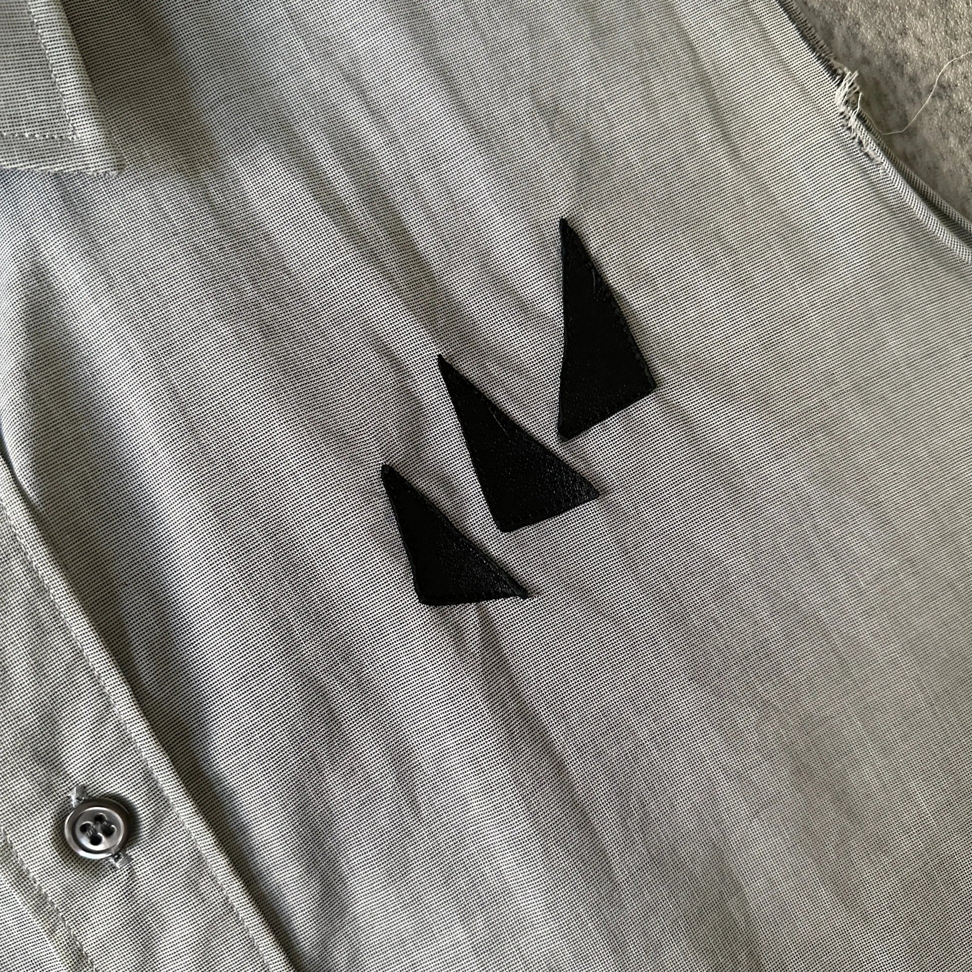 SS05 Raf Simons “History of the World” Cut-Off Shirt - 269archive