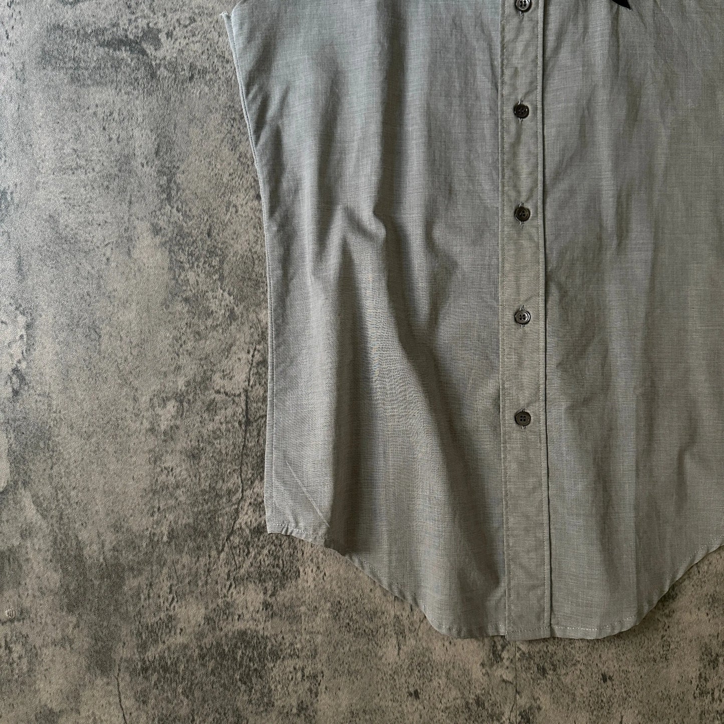 SS05 Raf Simons “History of the World” Cut-Off Shirt - 269archive
