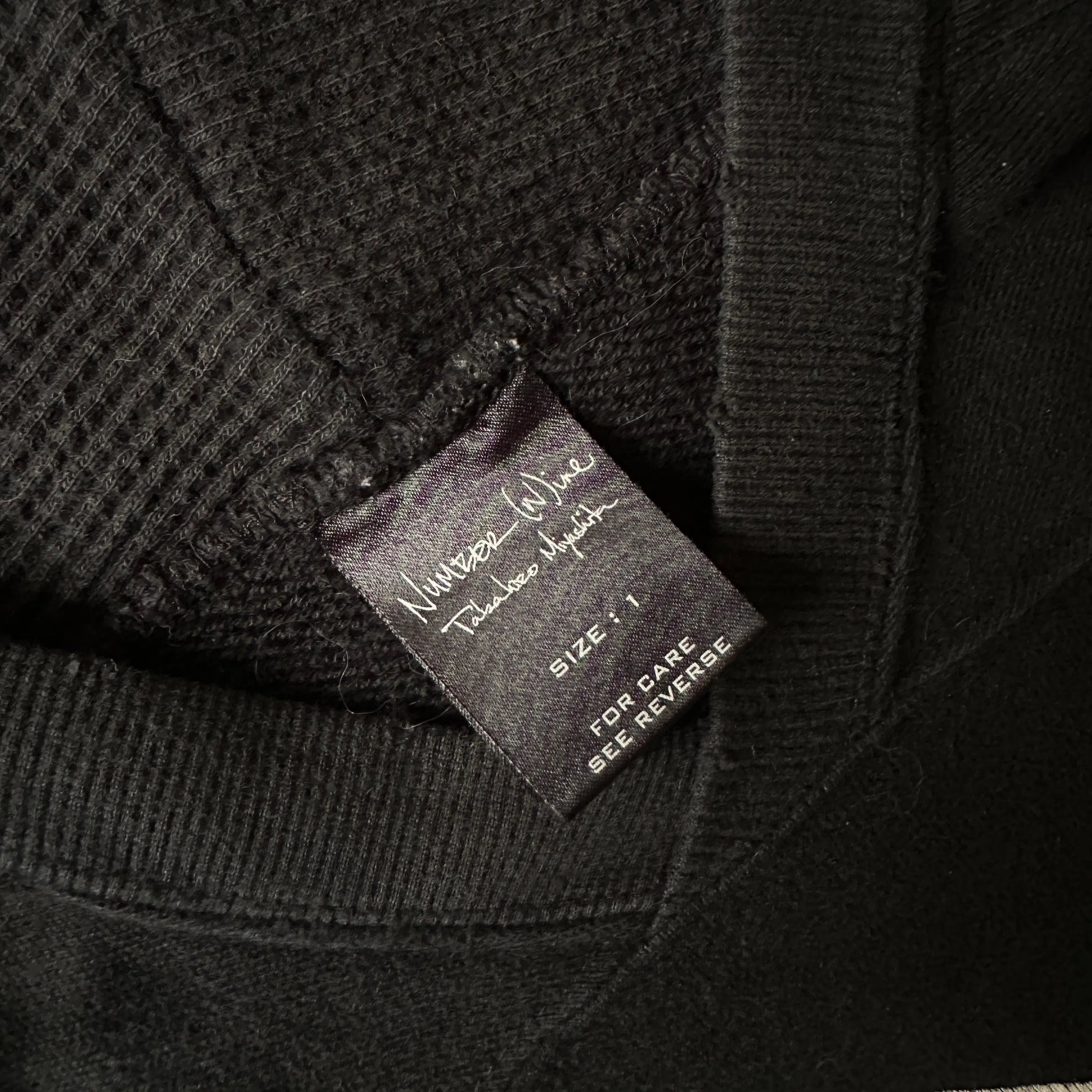 SS06 Number (N)ine “Axl Rose” Cropped Hoodie - 269archive