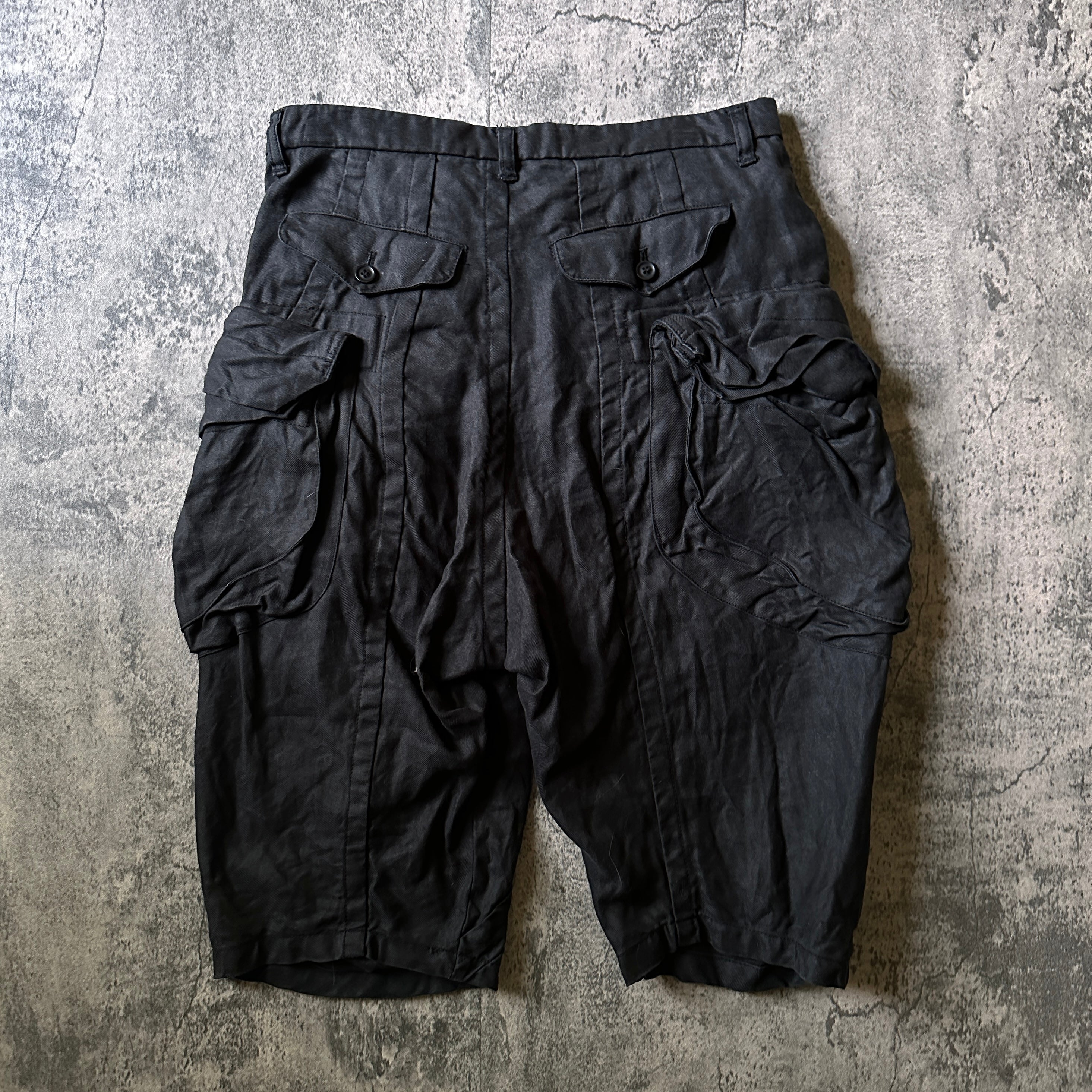 SS12 Julius_7 “Bumboo Twill” Gas Mask Cargo Shorts