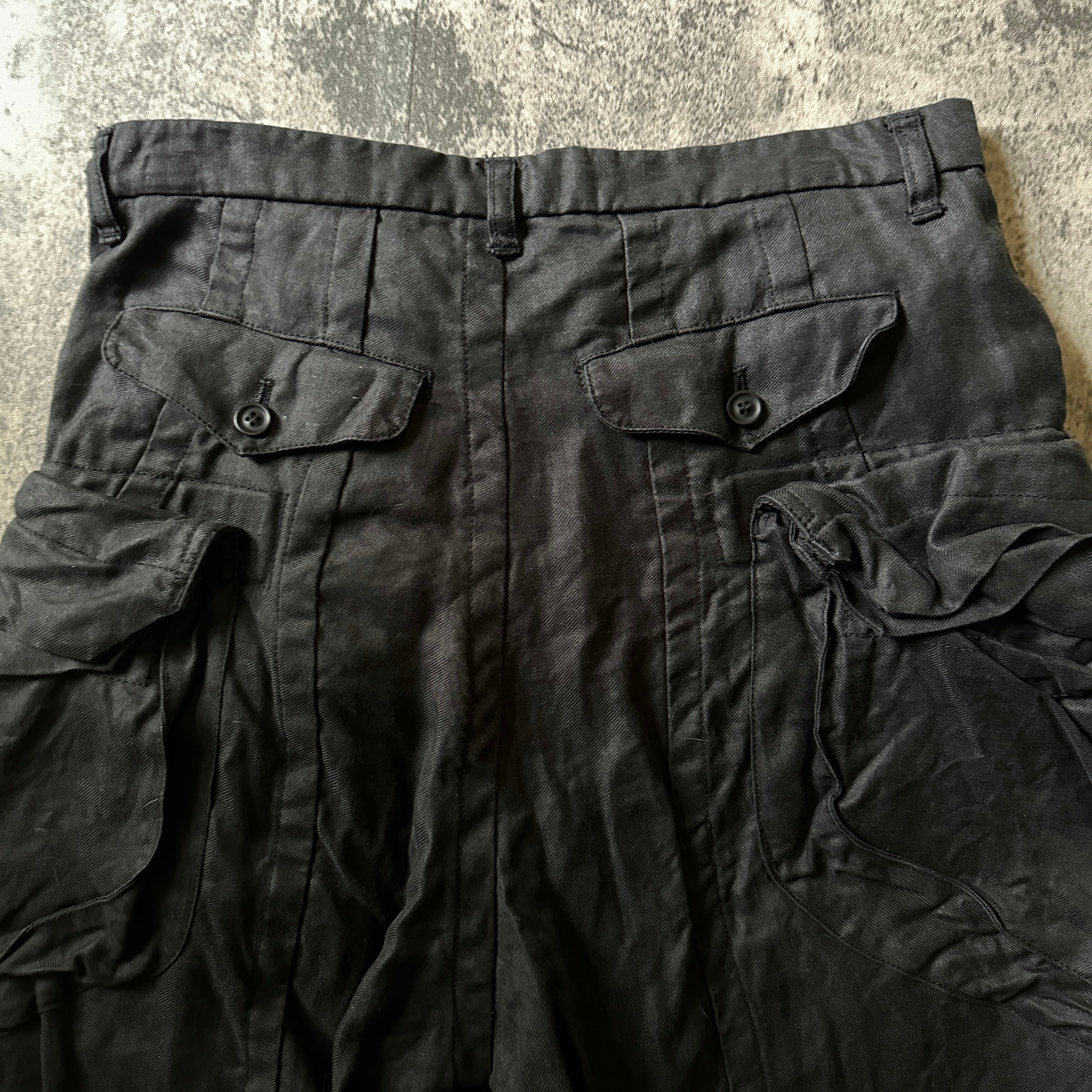 SS12 Julius_7 “Bumboo Twill” Gas Mask Cargo Shorts